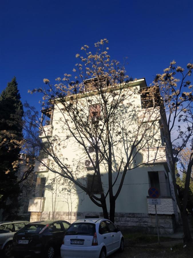 Podgorica Center Apartment Bagian luar foto