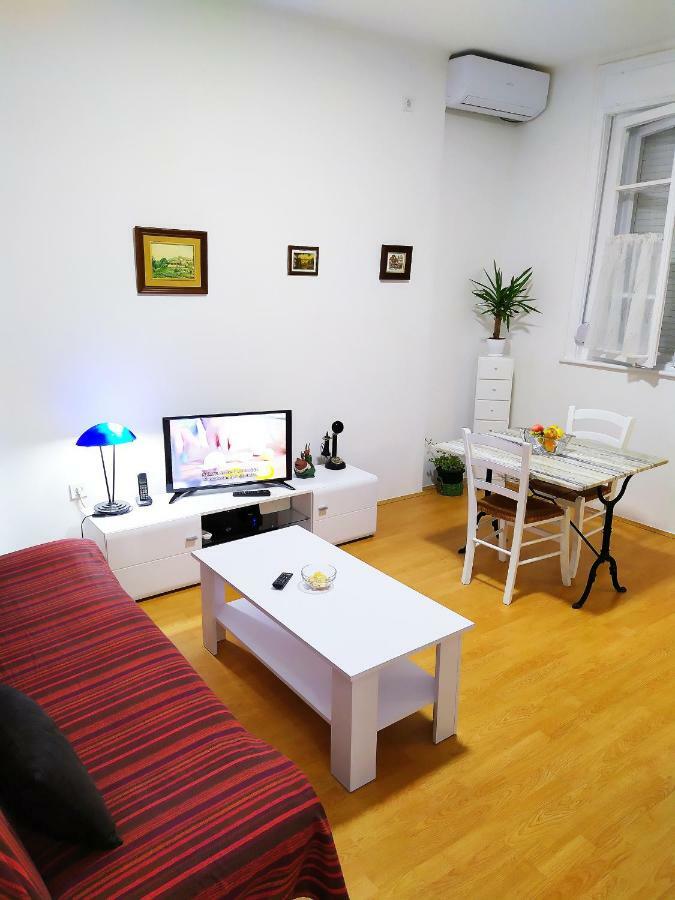 Podgorica Center Apartment Bagian luar foto