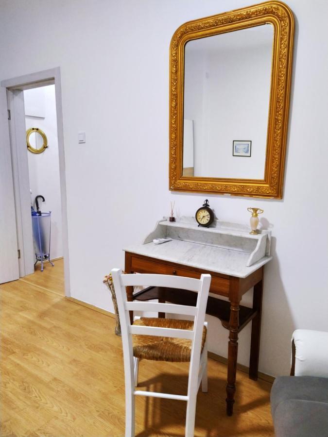 Podgorica Center Apartment Bagian luar foto