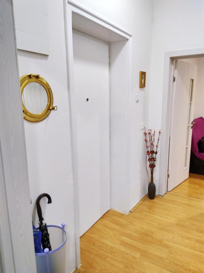 Podgorica Center Apartment Bagian luar foto
