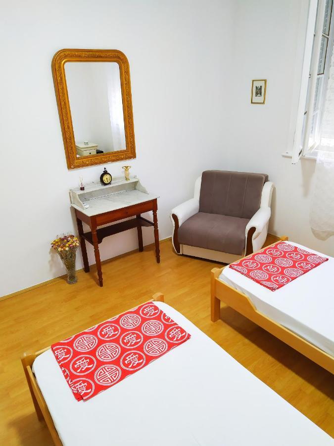 Podgorica Center Apartment Bagian luar foto